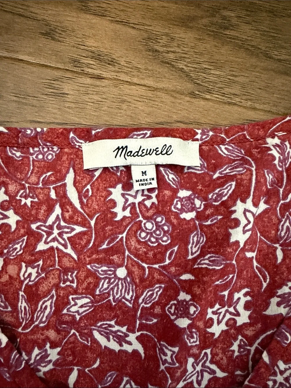 Madewell Baltik Wine Weathered Brick Floral V Neck Puff-Sleeve Top M